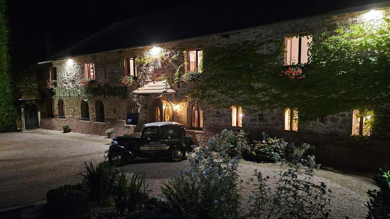 Le Chateau Du Landsberg Бар Екстериор снимка