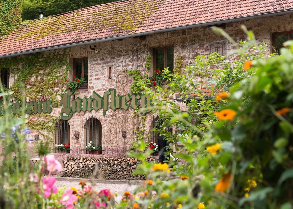 Le Chateau Du Landsberg Бар Екстериор снимка