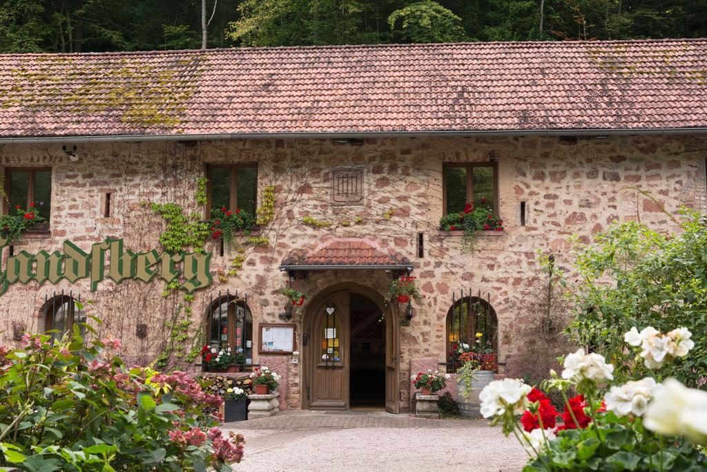 Le Chateau Du Landsberg Бар Екстериор снимка